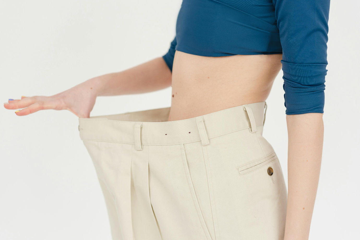 Woman in oversized pants